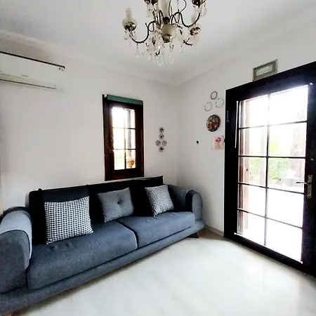 ヴィラ The Village 2 Bedroom Detached With Shared Pool *