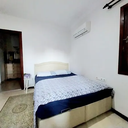 The Village 2 Bedroom Detached With Shared Pool ヴィラ